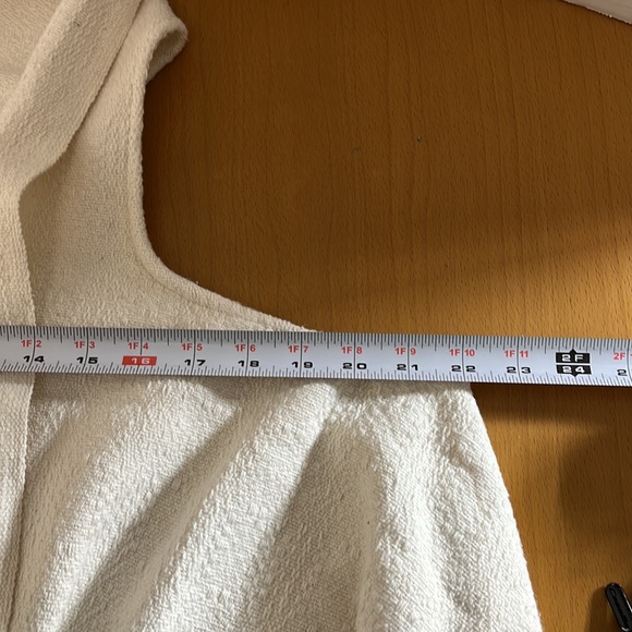 Kamhilos Vest Shawl - Picture 7 of 7